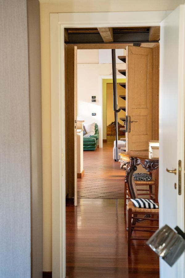 Loveflat A Pochi Passi Dal Castello Estense Ferrara Exterior photo