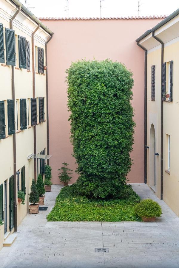 Loveflat A Pochi Passi Dal Castello Estense Ferrara Exterior photo